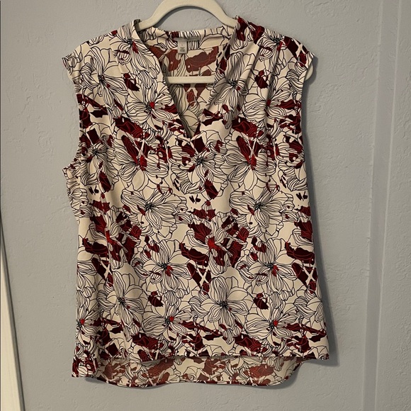 Black and Red Floral Top - Picture 1 of 7